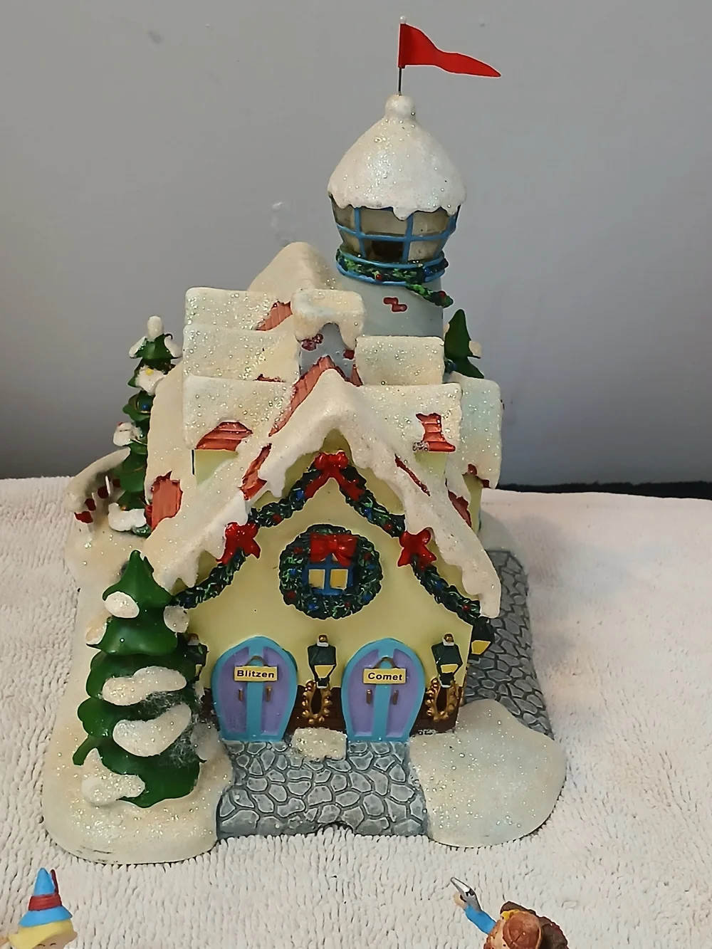Unbranded Green & Cream Holiday Light-Up Village House